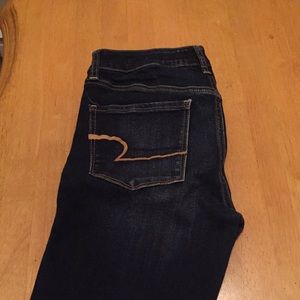 AMERICAN EAGLE JEANS